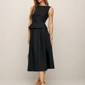 Moya Linen Two Piece