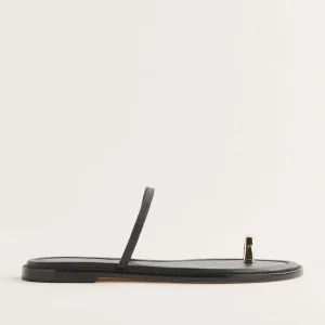 Cassandra Flat Sandal
