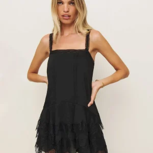 Cleodora Dress