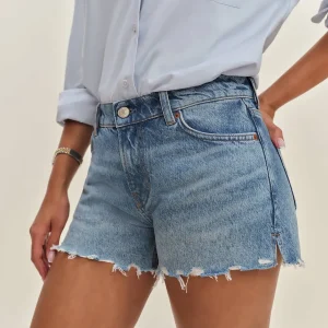 Sutton Low Rise 2.5” Slouchy Jean Shorts